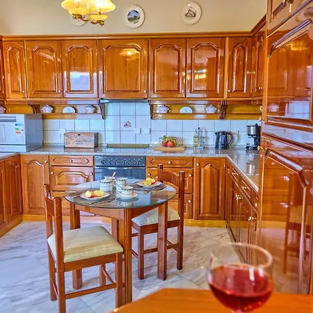 Elizabeth Apartments Afionas Corfu Apartment