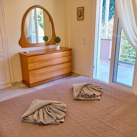 Elizabeth Apartments Afionas Corfu * Afionas